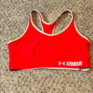Woman’s under armour bra